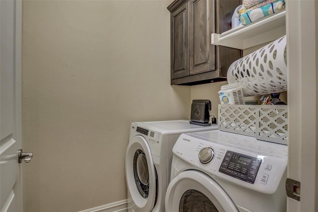 3009 Aurora Dr - Photo 7 of 30