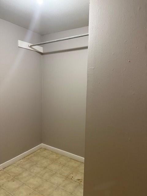 7424 Songwood Dr - Photo 6 of 16