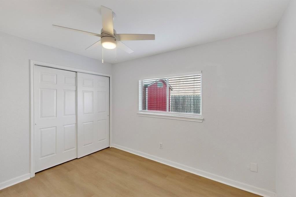 328 Cortland Cir - Photo 4 of 40