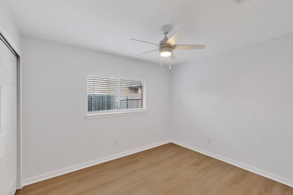 328 Cortland Cir - Photo 5 of 40