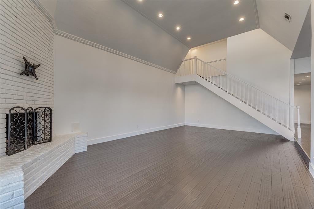 5820 Orchid Ln - Photo 3 of 17