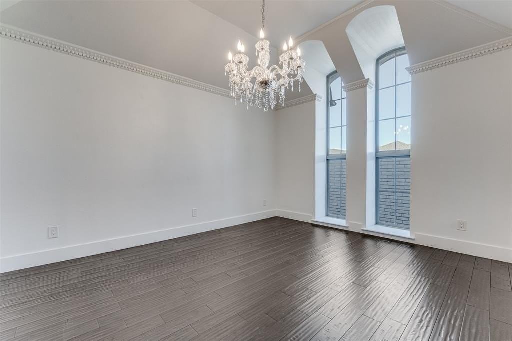 5820 Orchid Ln - Photo 5 of 17