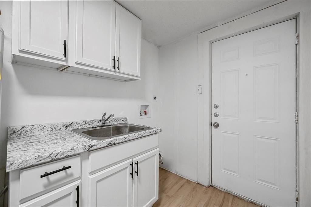 1914 Mcbroom St #1 - Photo 5 of 17