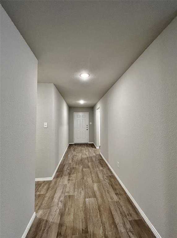 824 Towngreen Dr - Photo 4 of 20