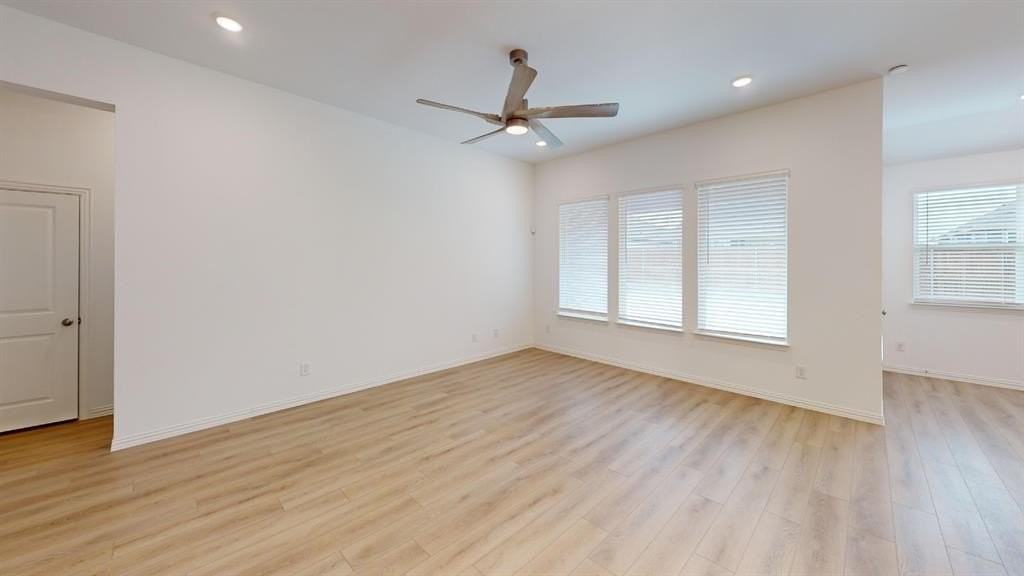 732 Waterhouse Lake Dr - Photo 7 of 25