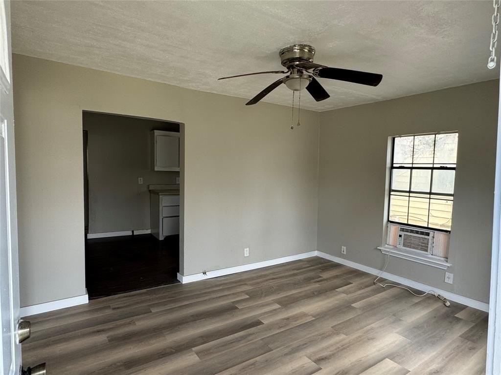 1202 E Tarrant St - Photo 2 of 9