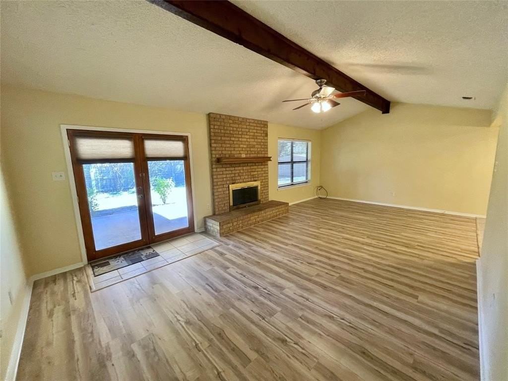 706 Heritage Trl - Photo 3 of 28