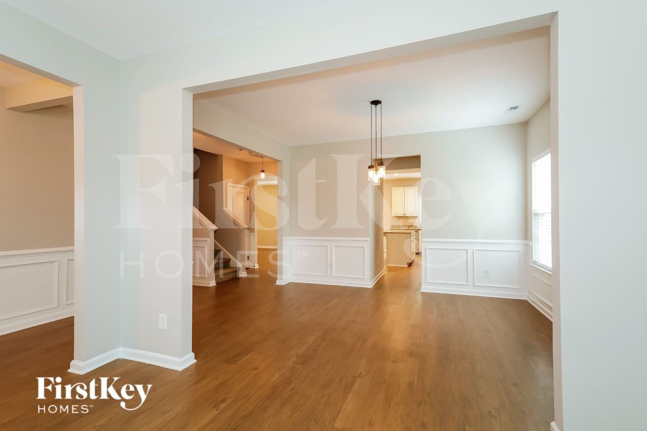 4113 Oconnell St - Photo 5 of 18