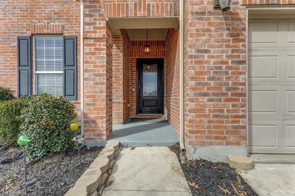 2205 Simmental Rd - Photo 2 of 25