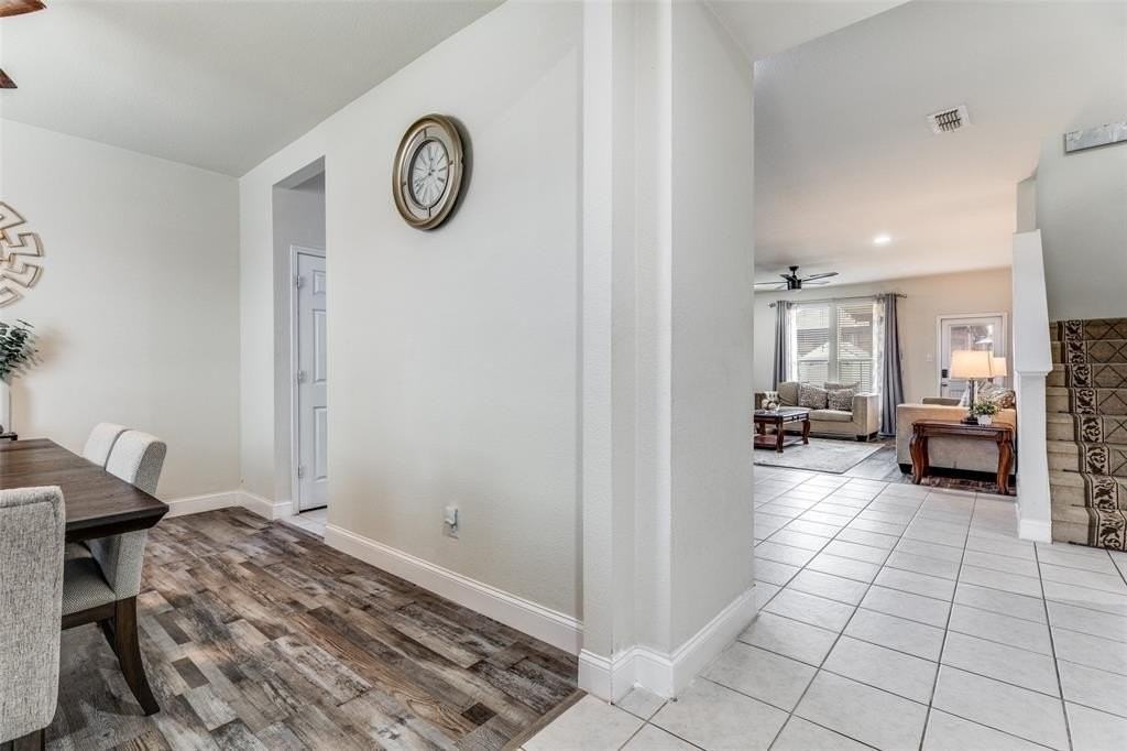 2205 Simmental Rd - Photo 4 of 25