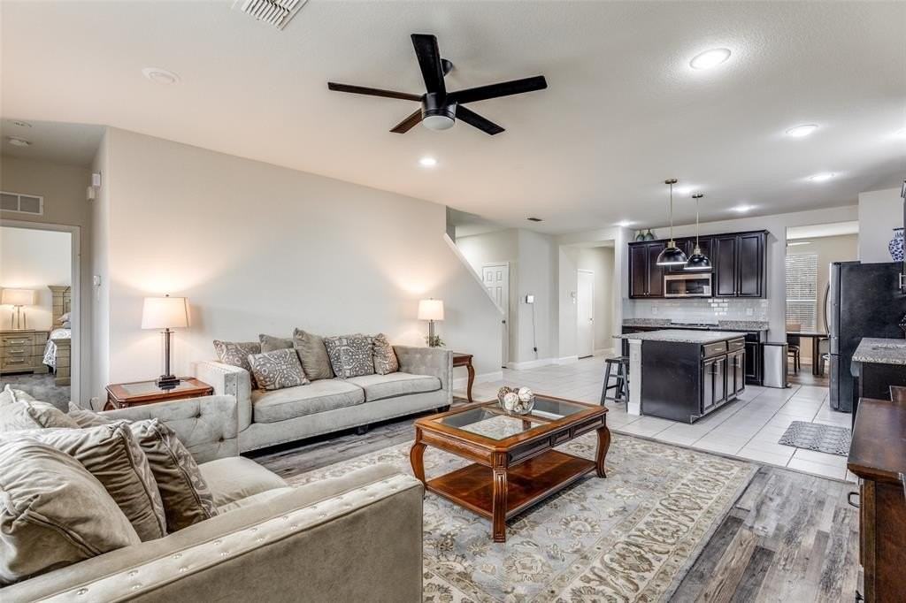 2205 Simmental Rd - Photo 6 of 25