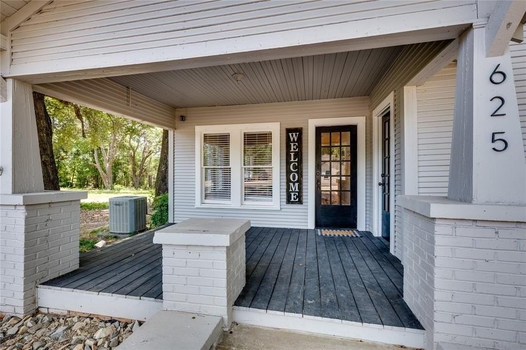 625 Jefferson St - Photo 2 of 33