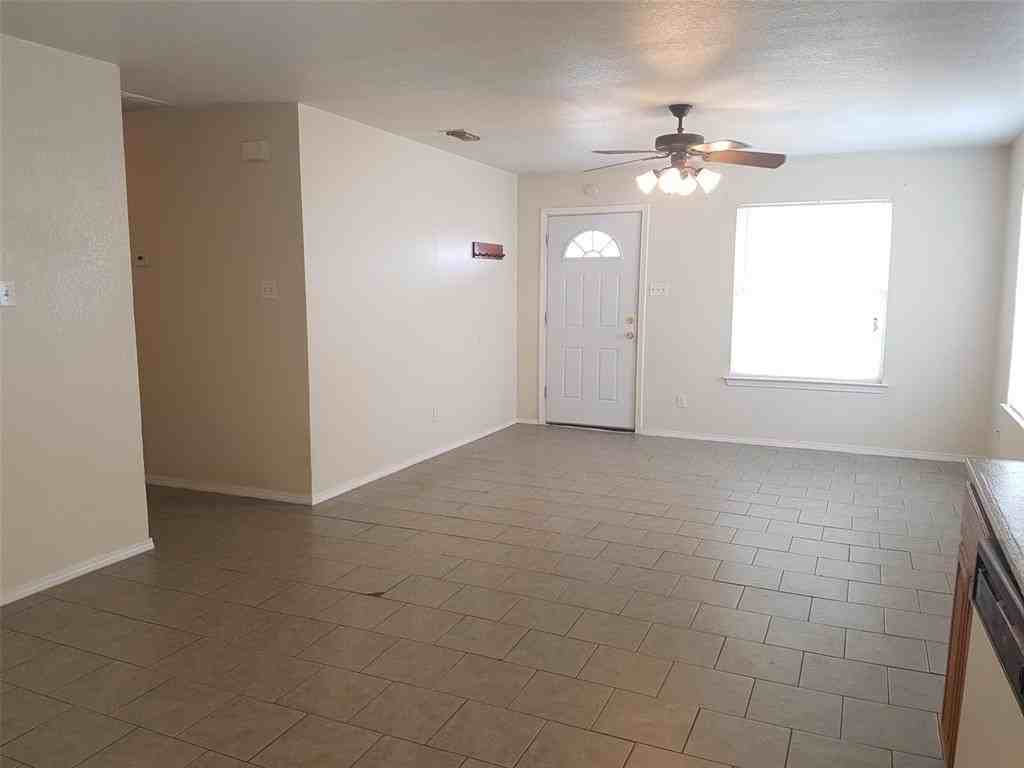 309 S Blue Jay Ct #311 - Photo 5 of 13