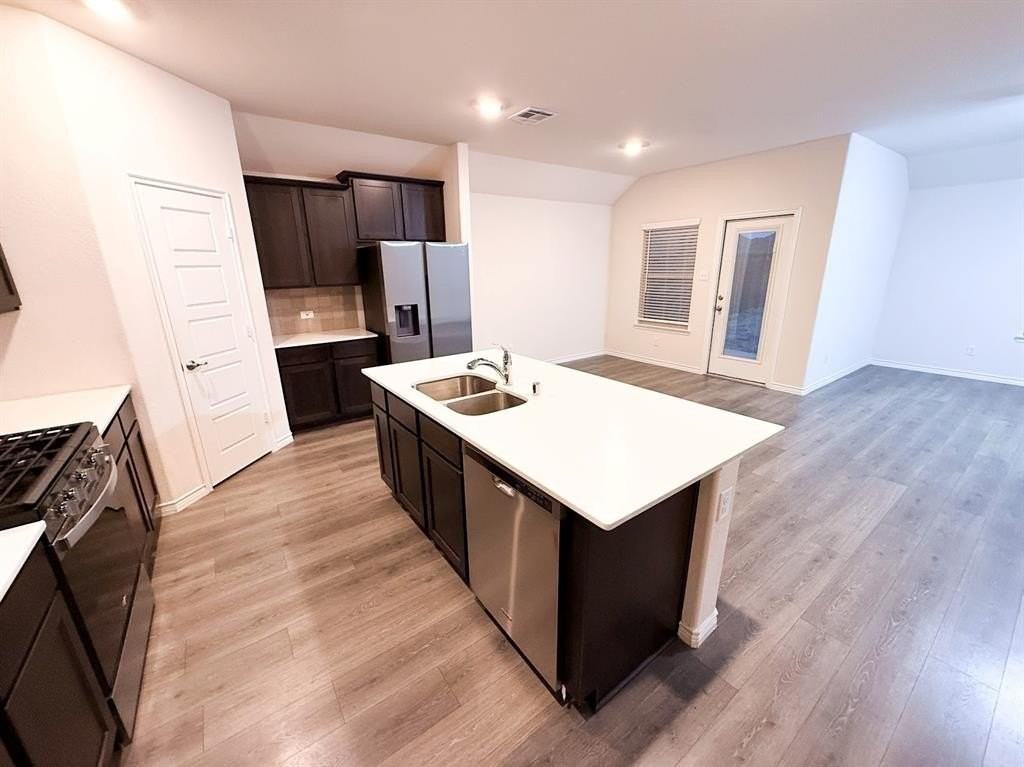 208 Mockingbird Way - Photo 4 of 9