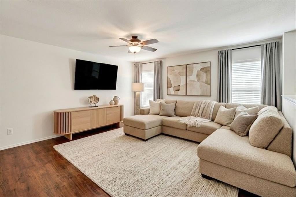 8925 Sun Haven Way - Photo 5 of 27