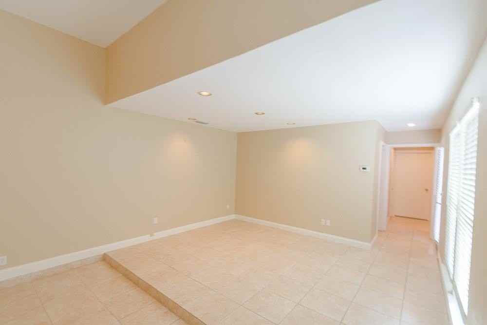 14816 Sopras Cir - Photo 7 of 27