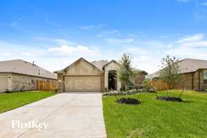 featured image of 5228 Pine Pass Dr