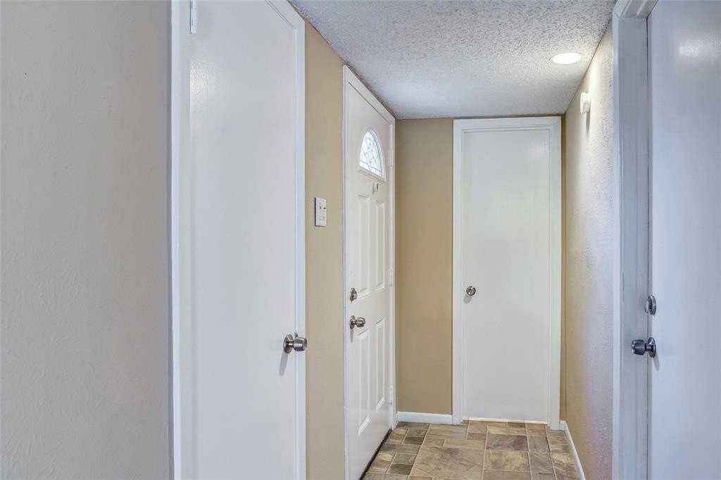 1820 Greenspring Cir - Photo 3 of 25