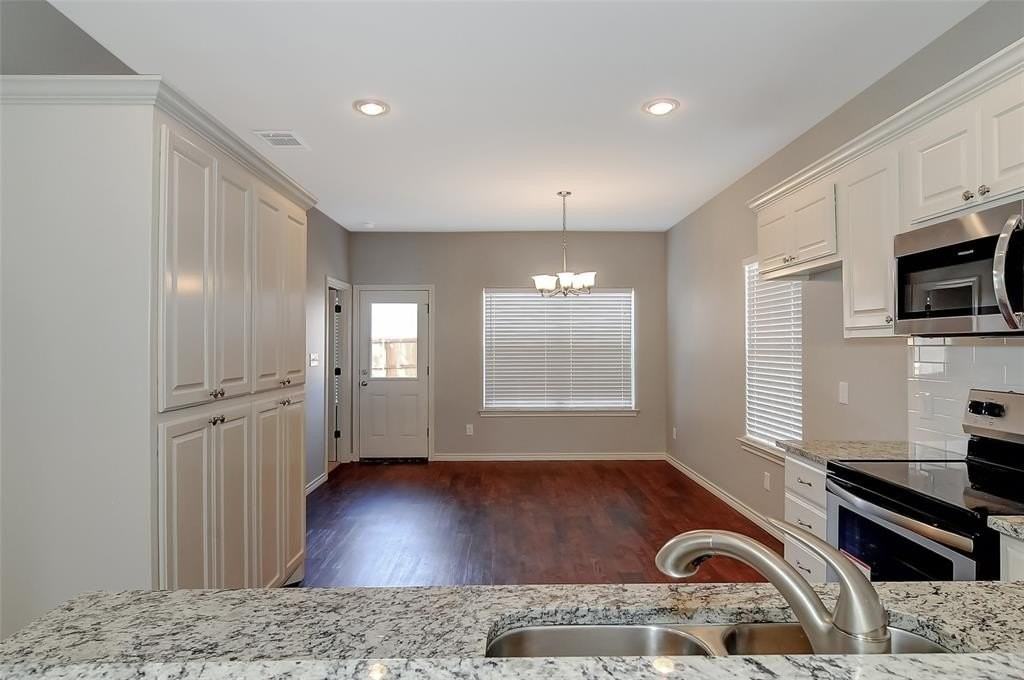 613 E Rosedale St - Photo 5 of 21