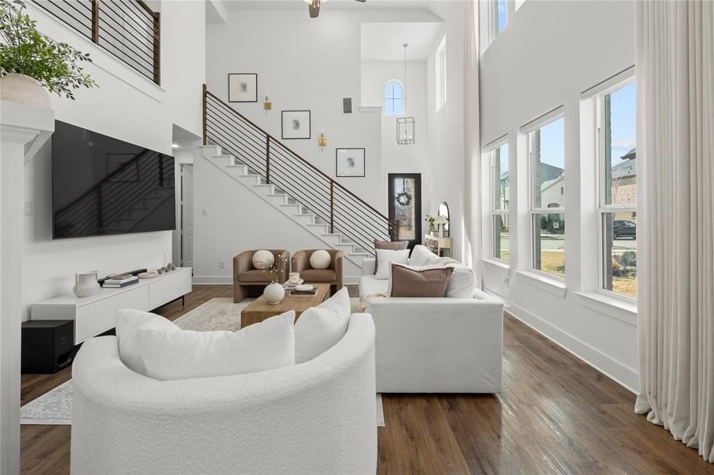 2712 Epping Way - Photo 2 of 19