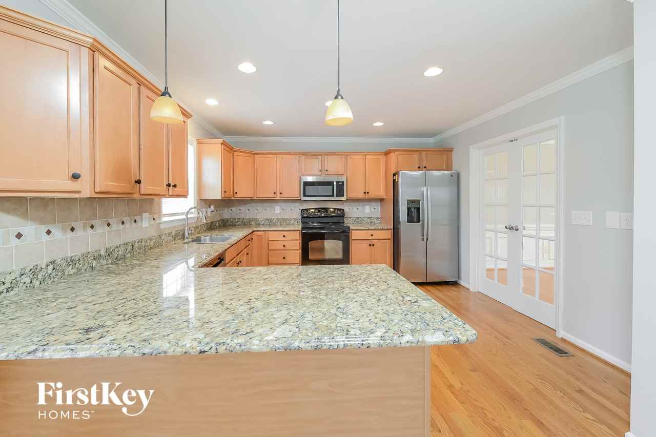 1127 Browns Run Dr - Photo 7 of 15