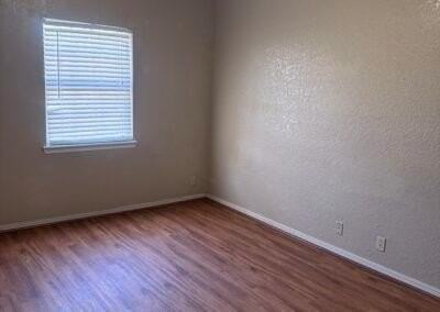 417 Chartrand Ave Apt A - Photo 3 of 5