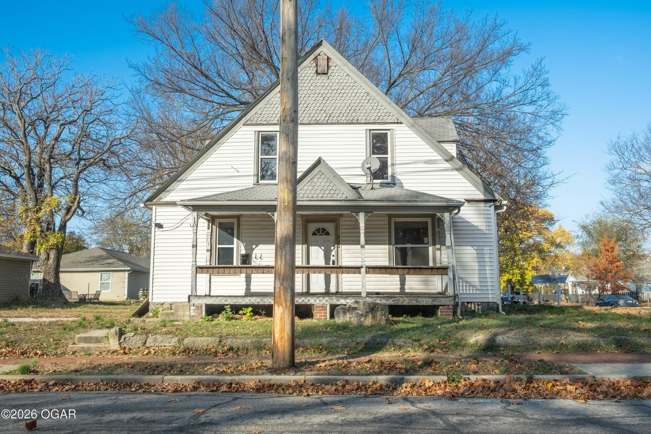 730 S Jackson Ave - Photo 2 of 18