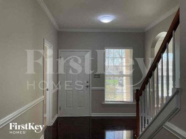 101 Haystack Rd - Photo 2 of 11