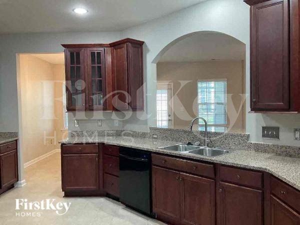 101 Haystack Rd - Photo 6 of 11