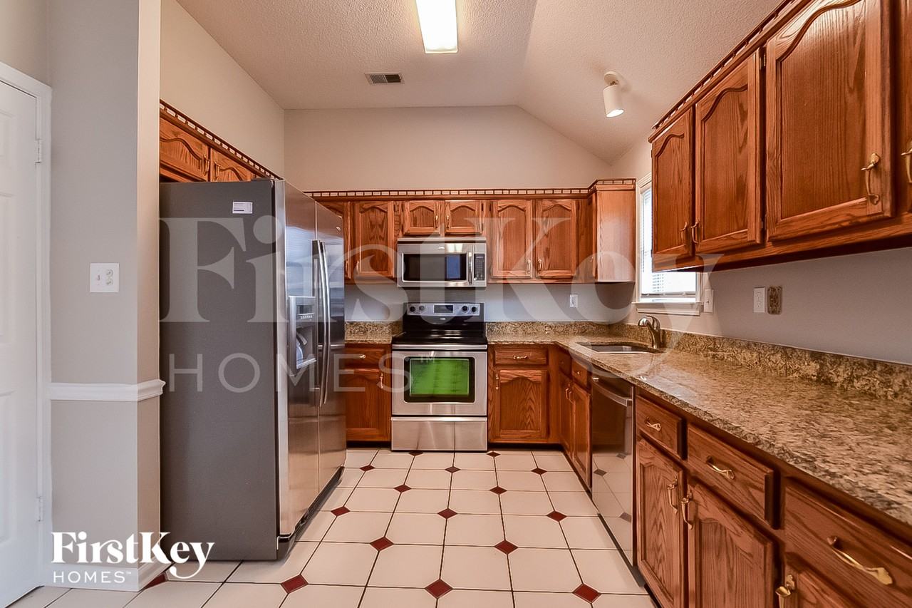 4358 Winding Hollow Way - Photo 6 of 15