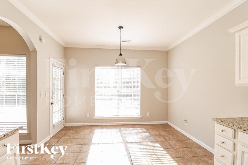 2534 Mountain Cv - Photo 5 of 15