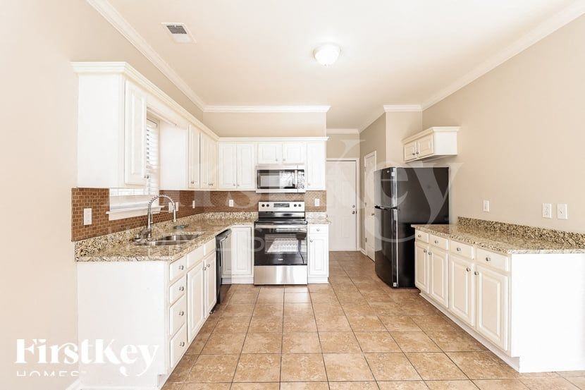 2534 Mountain Cv - Photo 6 of 15