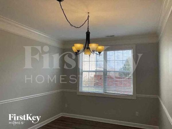 1759 Buckeye Ct - Photo 3 of 11