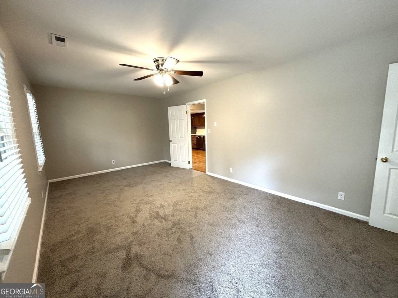 558 Dorsey Cir Sw - Photo 7 of 24