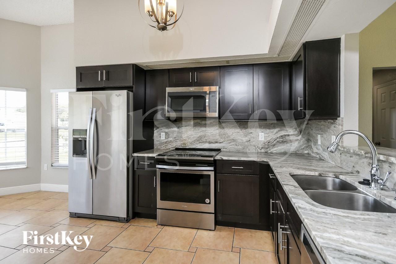 13538 Texas Woods Cir - Photo 7 of 16