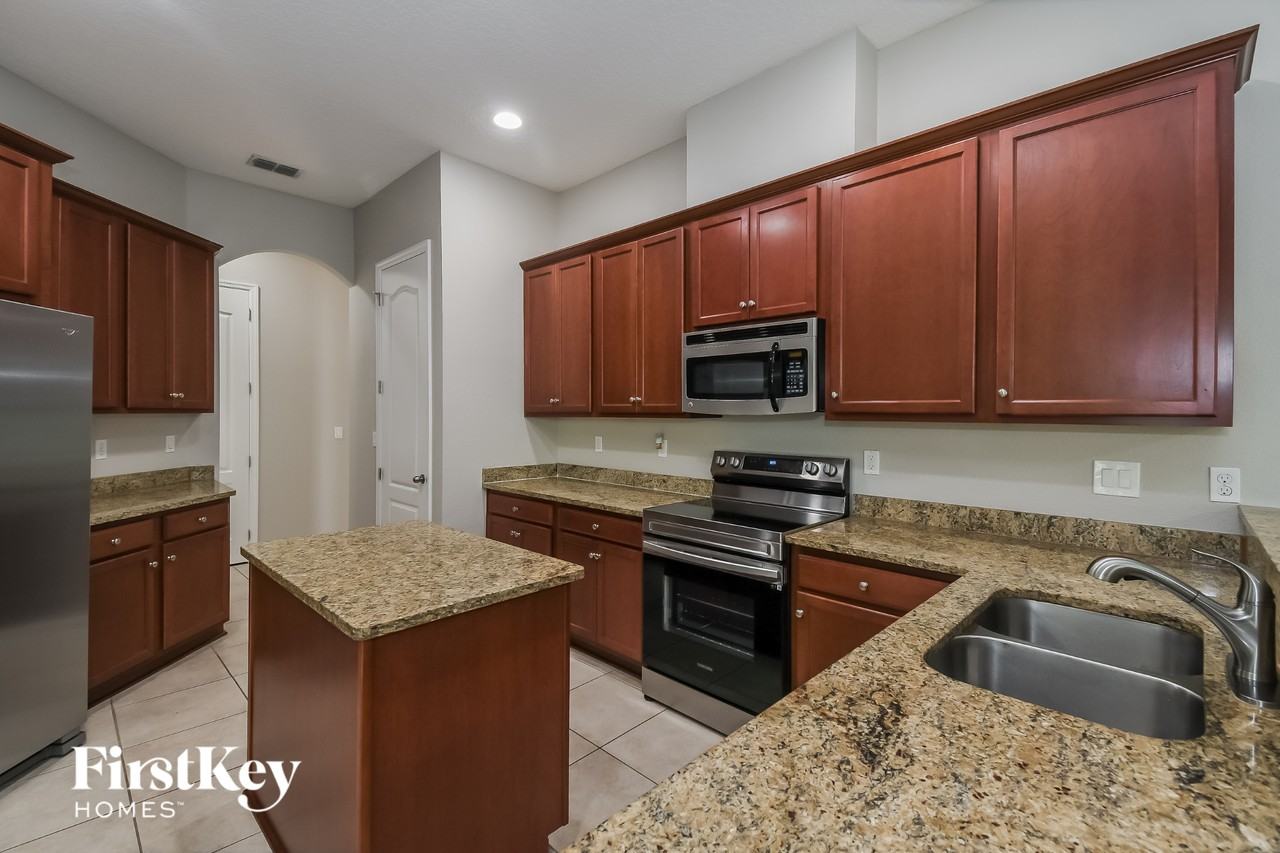 466 Hefferon Dr - Photo 6 of 15