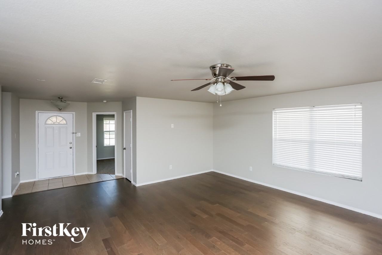 10460 Winding Passage Way - Photo 2 of 15