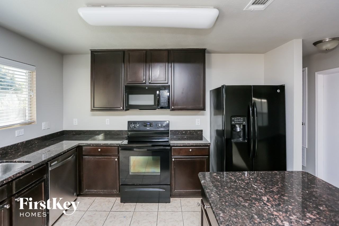 10460 Winding Passage Way - Photo 4 of 15