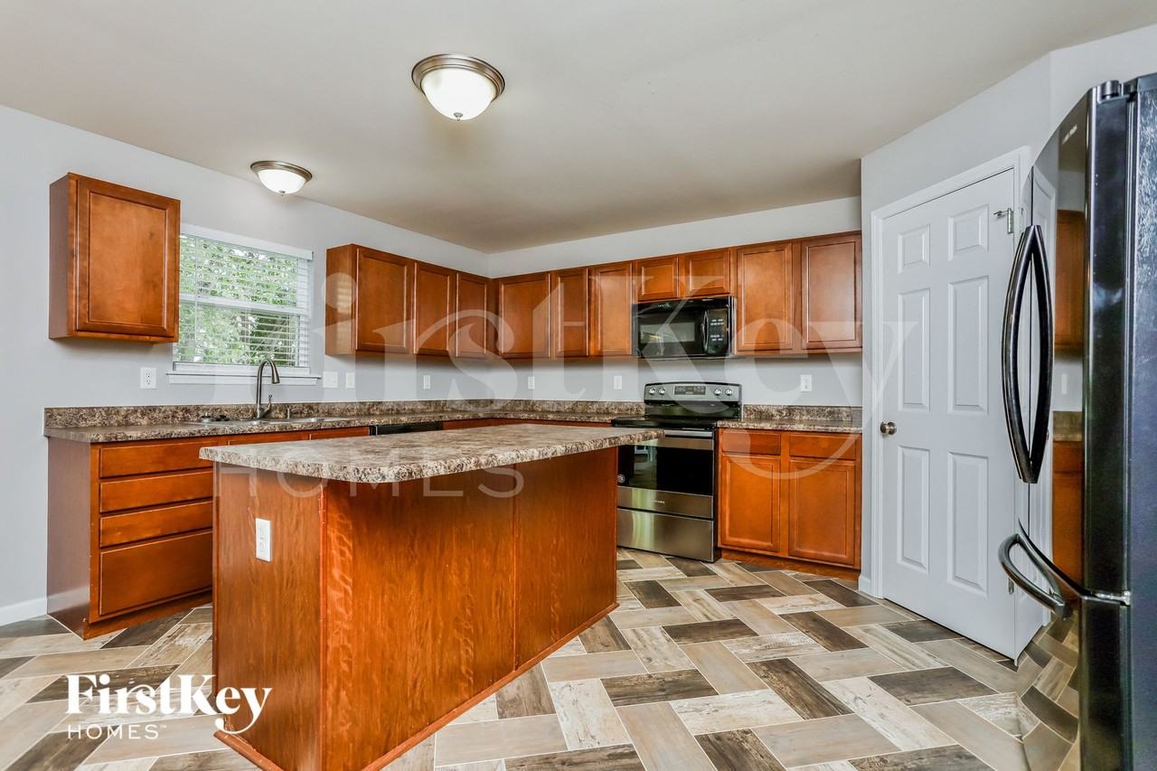 2003 Abby Ct - Photo 6 of 15