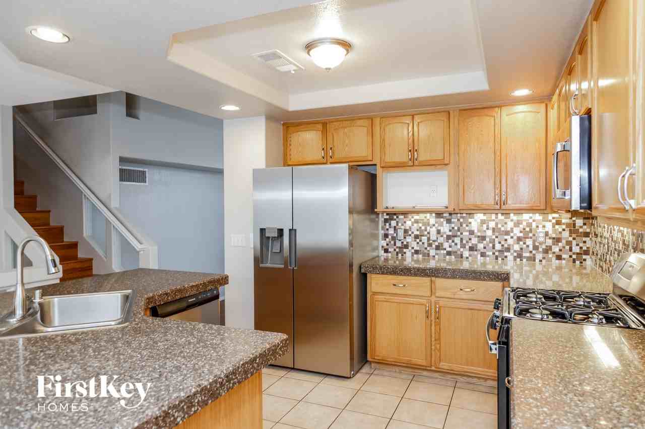 10038 Dragonfly Wing St - Photo 6 of 15