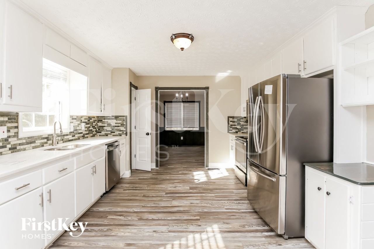 428 Arrowhatchee Dr - Photo 6 of 15