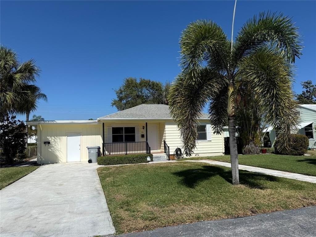 1401 Se 1st St - Photo 2 of 22