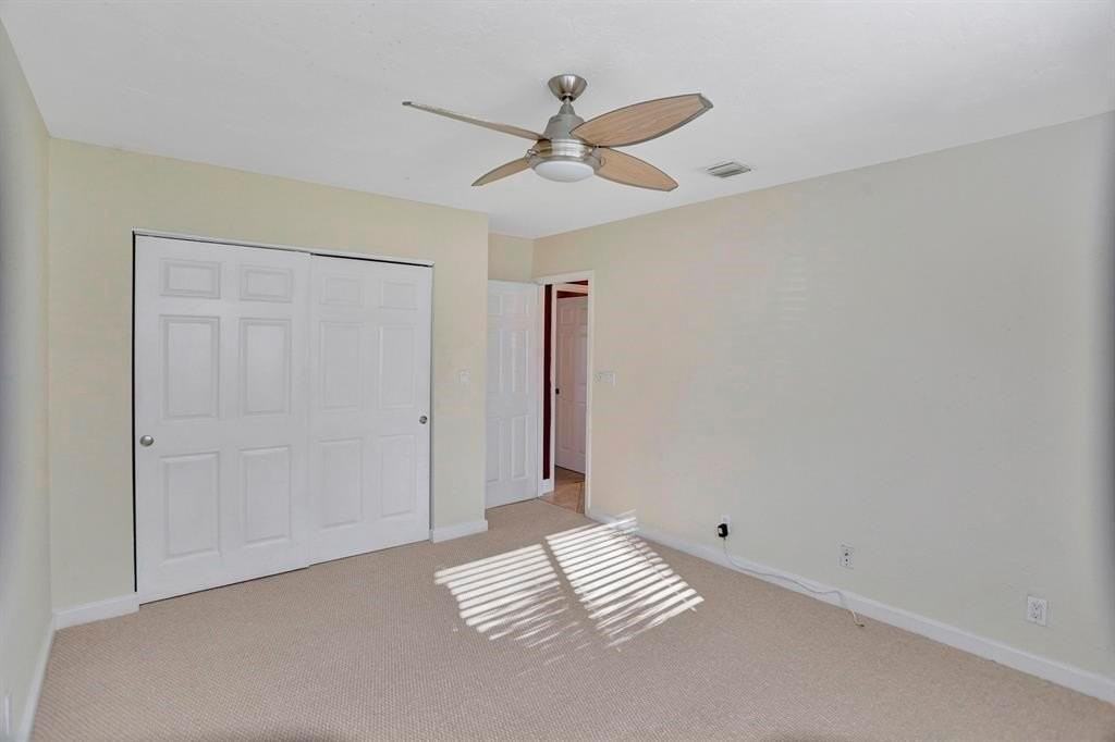 1129 Nw 7th Ter - Photo 6 of 9