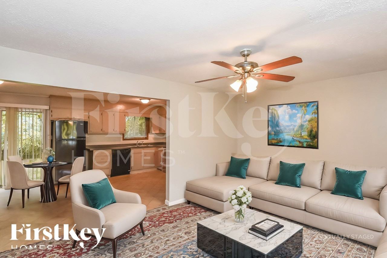 2836 Bomar Rd - Photo 4 of 18