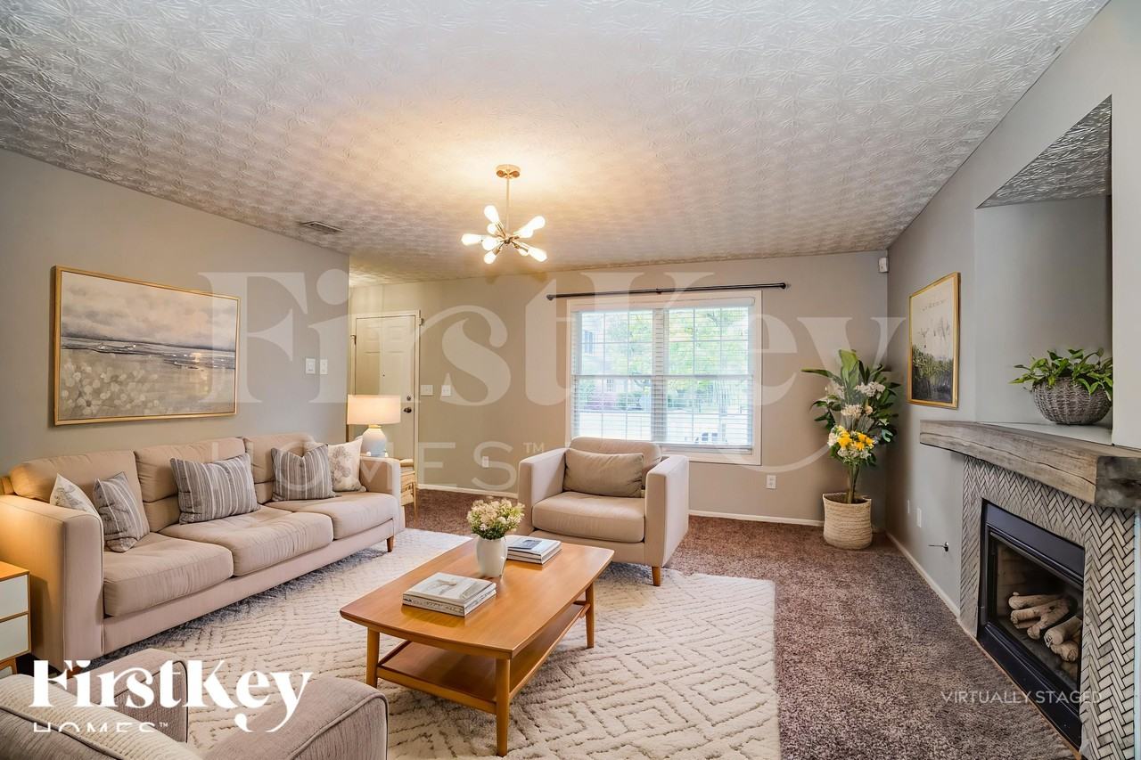 2973 Seeger St - Photo 3 of 18