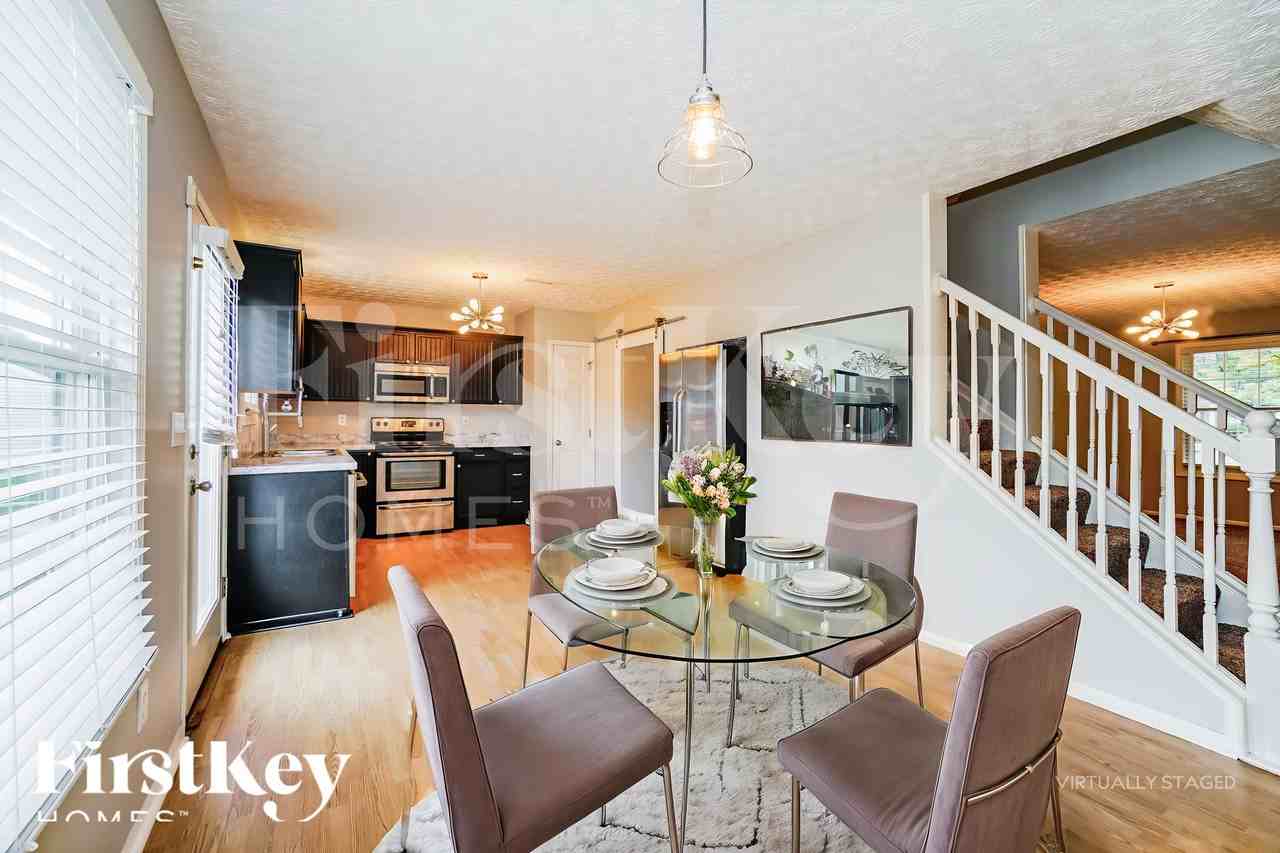 2973 Seeger St - Photo 6 of 18