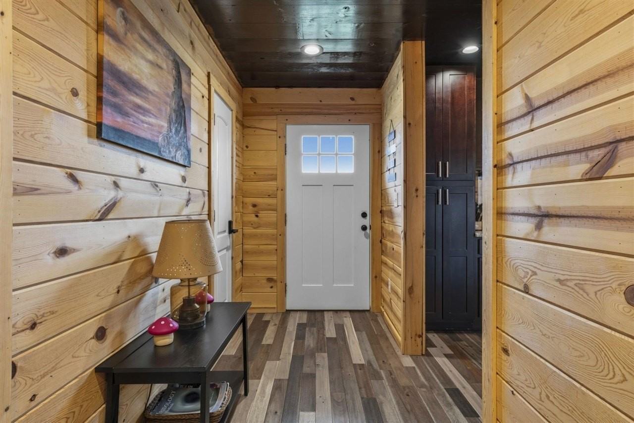 10730 Barren River Rd - Photo 5 of 25