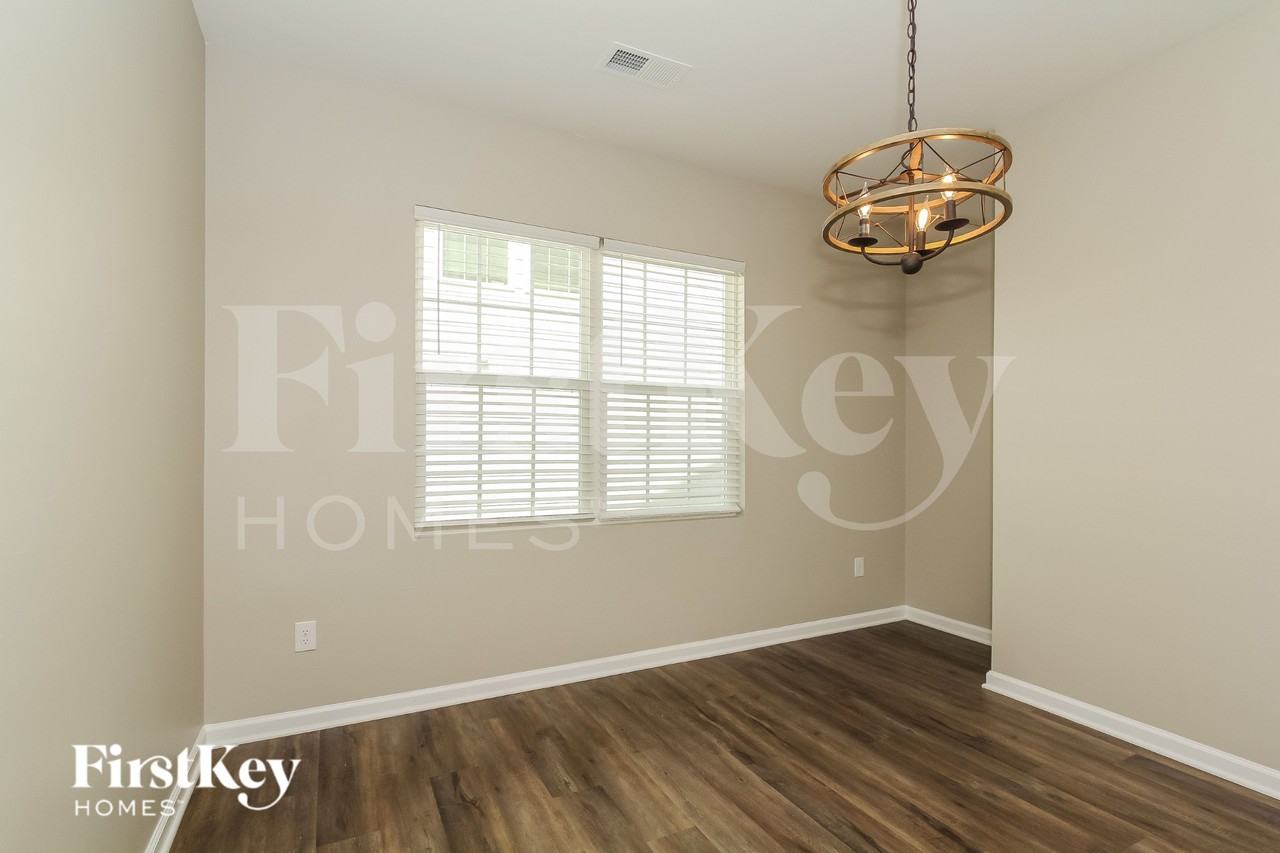 3611 Cerelia Ln - Photo 6 of 18