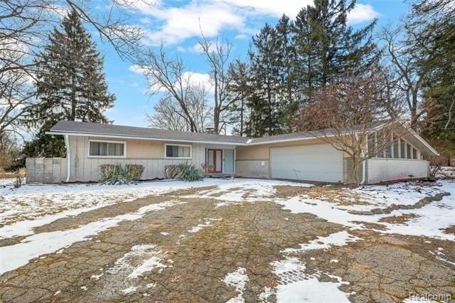 22920 Timberline Dr - Photo 2 of 26