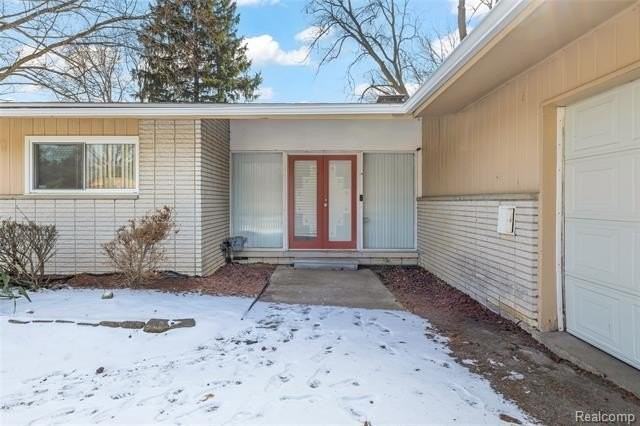 22920 Timberline Dr - Photo 3 of 26